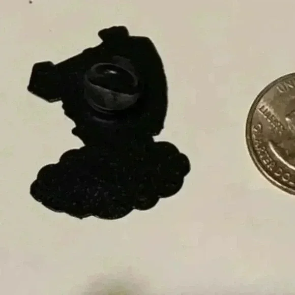 Fairy World Enamel Pin – Magical Fairly OddParents Nickelodeon Collectible! - Picture 4 of 4